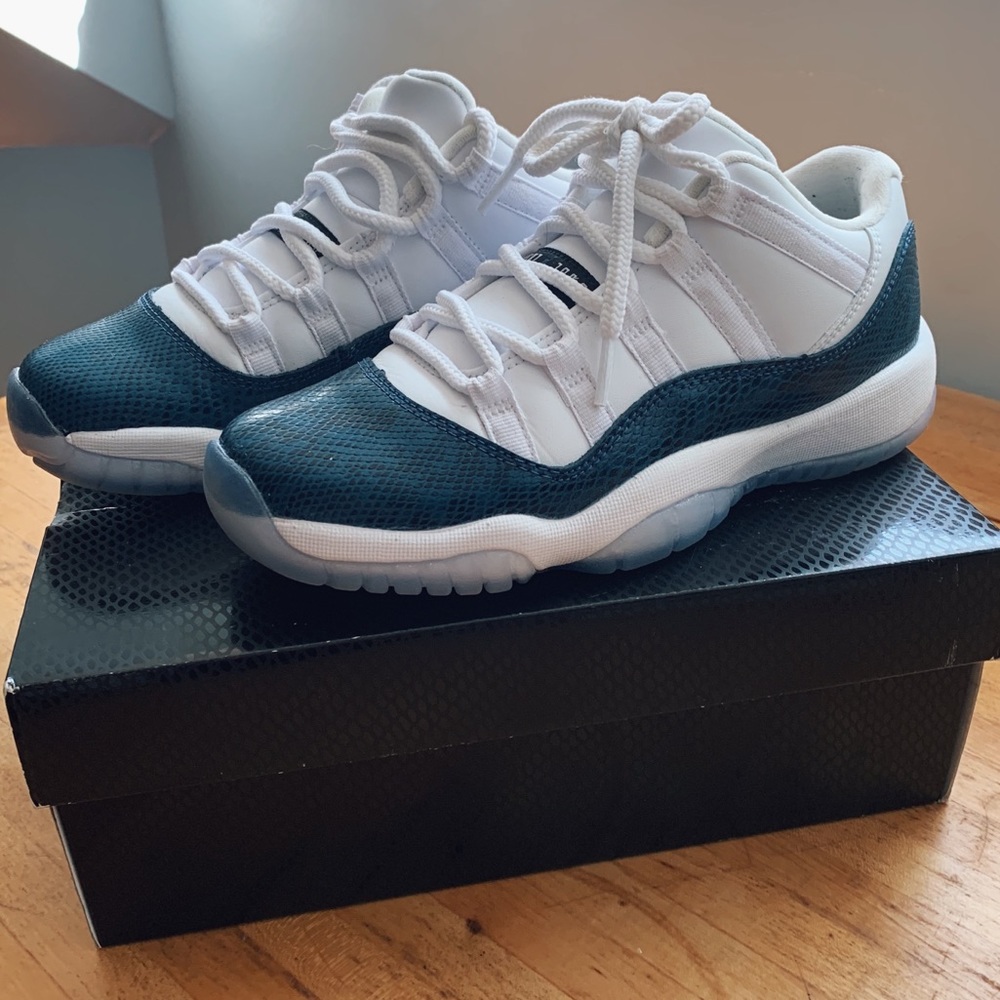 Jordan 11 Retro Low “Blue Snakeskin”